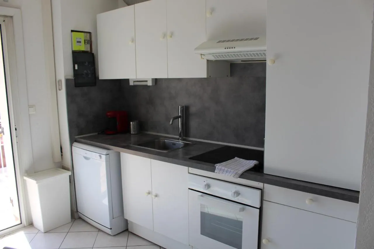 Residence Enzo Paradise La Seyne-sur-Mer 0*,